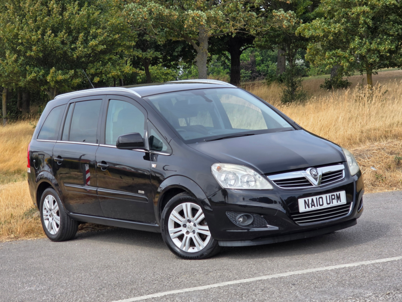 2010 Vauxhall Zafira 1.6 16v Design MPV 5dr Petrol Manual Euro 4 (115 Ps) in Black — image 1