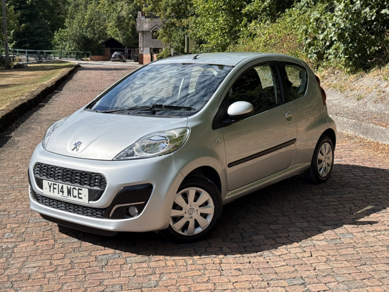 2014 Peugeot 107 1.0 12v Active in Silver — image 1