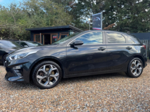 2018 Kia Ceed 1.6 Crdi 3 Euro 6 (s/s) 5dr in Black — image 4