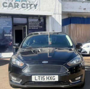 2015 Ford Focus 1.6 Titanium Powershift Euro 6 5dr in Black — image 5