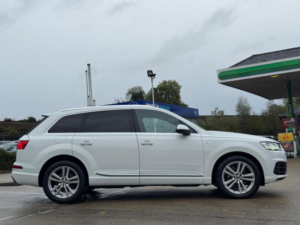 2019 Audi Q7 3.0 Tdi V6 50 S Line Tiptronic Quattro Euro 6 (s/s) 5dr in White — image 4