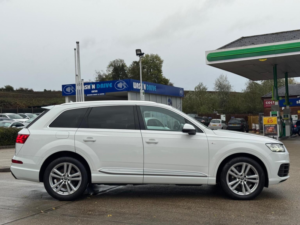 2019 Audi Q7 3.0 Tdi V6 50 S Line Tiptronic Quattro Euro 6 (s/s) 5dr in White — image 5