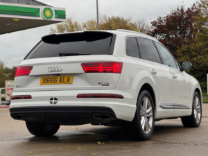2019 Audi Q7 3.0 Tdi V6 50 S Line Tiptronic Quattro Euro 6 (s/s) 5dr in White — image 6