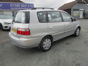 2006 Kia Carens 2.0 Crdi Le 5dr in Silver — image 6