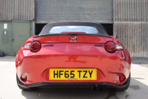 2015 Mazda Mx-5 2.0 Skyactiv-G Sport Nav in Red — image 6