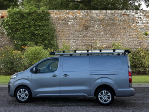 2020 Vauxhall Vivaro 2.0 Turbo D 3100 Elite L2 H1 Euro 6 (s/s) 5dr in Grey — image 2