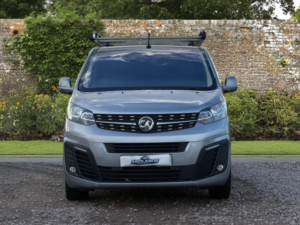 2020 Vauxhall Vivaro 2.0 Turbo D 3100 Elite L2 H1 Euro 6 (s/s) 5dr in Grey — image 4