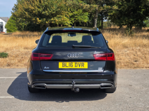 2016 Audi A6 Avant 2.0 Tdi Ultra S Line Estate 5dr Diesel S Tronic Euro 6 (s/s) (190 Ps) in Black — image 6