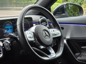2020 Mercedes-Benz Cla 1.3 Cla180 Amg Line (premium 2) Coupe 4dr Petrol 7g-Dct Euro 6 (s/s) (136 Ps) in Black — image 5