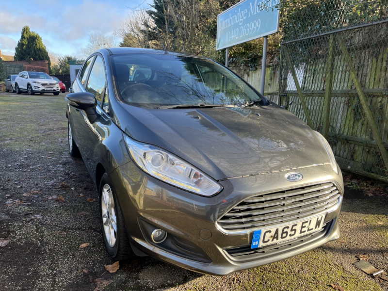 2015 Ford Fiesta 1.0 T Ecoboost Zetec in Grey — image 1