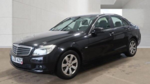 2009 Mercedes-Benz C Class 1.6 C180k Blueefficiency Se Euro 4 4dr in Black — image 4