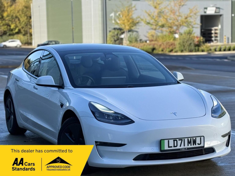 2021 Tesla Model 3 (dual Motor) Long Range Auto 4wde 4dr in White — image 1