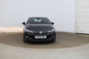 2018 Vauxhall Astra 1.0i Turbo Ecotec Sri Nav Euro 6 (s/s) 5dr in Black — image 2