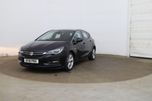 2018 Vauxhall Astra 1.0i Turbo Ecotec Sri Nav Euro 6 (s/s) 5dr in Black — image 3