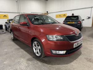 2015 Skoda Rapid Spaceback 1.2 Tsi Se Tech in Red — image 4