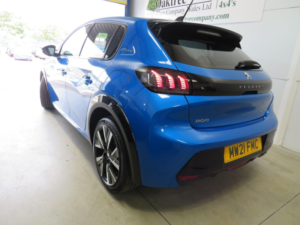 2021 Peugeot 208 1.5 Bluehdi Gt Euro 6 (s/s) 5dr in Blue — image 4