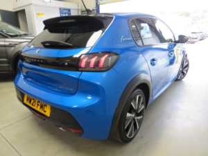 2021 Peugeot 208 1.5 Bluehdi Gt Euro 6 (s/s) 5dr in Blue — image 6
