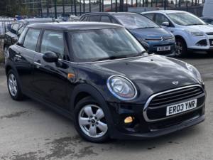 2016 MINI Hatch