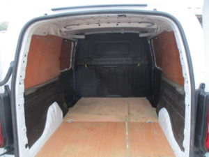 2023 Vauxhall Combo 1.5 Turbo D 2300 Pro in White — image 6