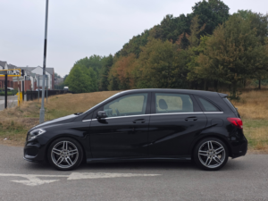 2017 Mercedes-Benz B Class 1.5 B180d Amg Line MPV 5dr Diesel 7g-Dct Euro 6 (s/s) (109 Ps) in Black — image 4