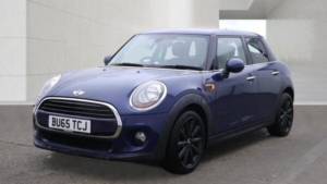 2015 MINI Hatch 1.5 Cooper Auto Euro 6 (s/s) 5dr in Blue — image 5
