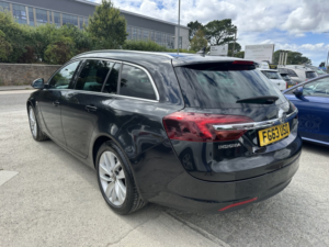 2013 Vauxhall Insignia 2.0 Cdti Elite Nav in Black — image 5