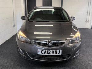 2012 Vauxhall Astra 1.4 16v Sri Euro 5 5dr — image 3