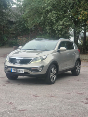 2011 Kia Sportage 2.0 Crdi Kx-3 in Silver — image 6