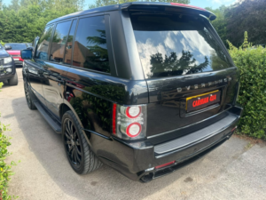 2011 Land Rover Range Rover 4.4 Td V8 Vogue Overfinch in Black — image 3