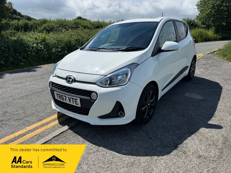 2017 Hyundai I10 Premium Se in White — image 1