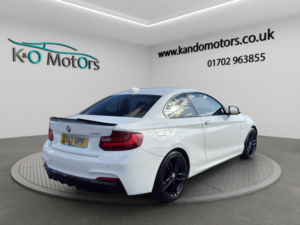 2017 BMW 2 Series 1.5 218i M Sport Auto Euro 6 (s/s) 2dr in White — image 4