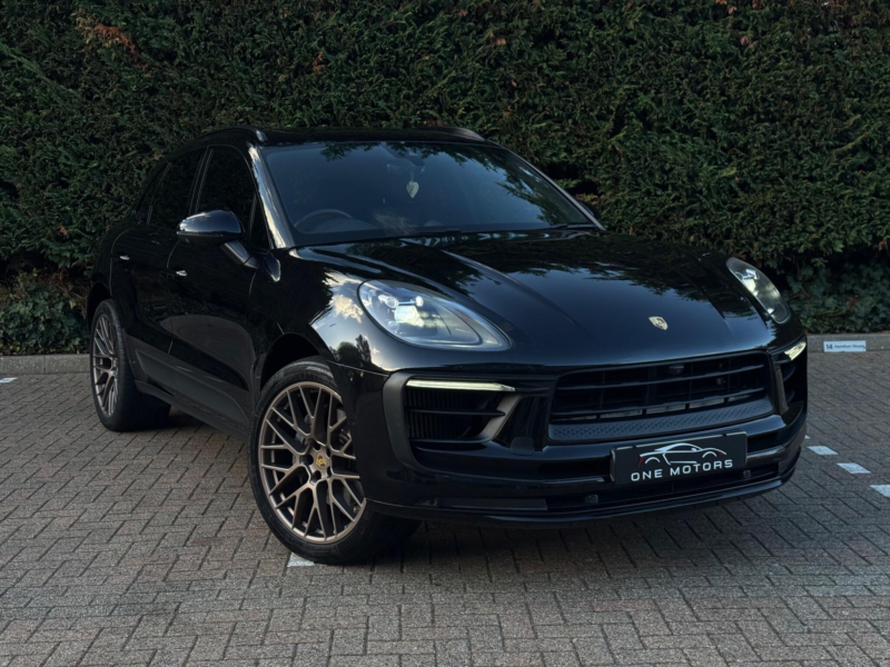 2020 Porsche Macan 3.0t V6 S Pdk 4WD Euro 6 (s/s) 5dr in Black — image 1