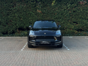 2020 Porsche Macan 3.0t V6 S Pdk 4WD Euro 6 (s/s) 5dr in Black — image 3