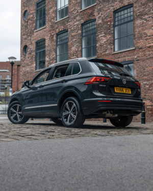 2016 Volkswagen Tiguan 2.0 Tdi Bluemotion Tech Se Navigation SUV 5dr Diesel Manual 4motion Euro 6 (s/s) (150 Ps) in Grey — image 5