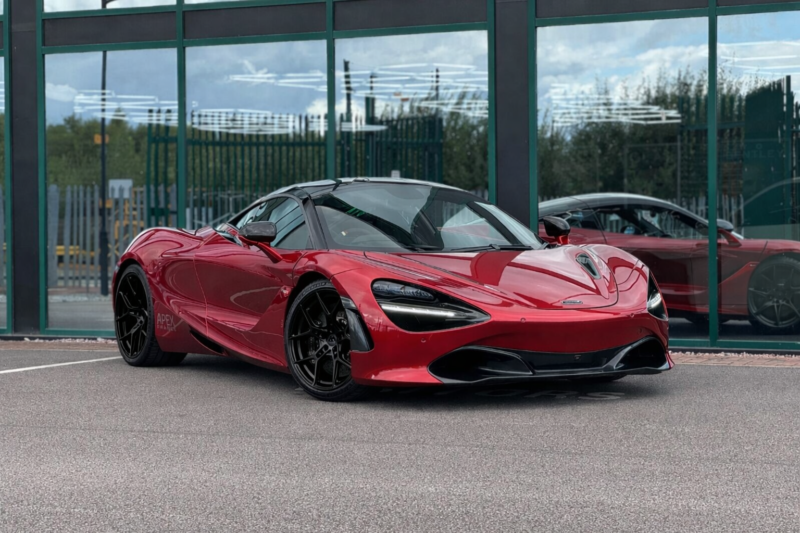 2020 Mclaren 720s 4.0 T V8 in White — image 1