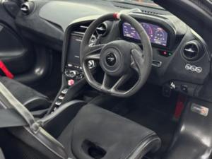 2020 Mclaren 720s 4.0 T V8 in White — image 3