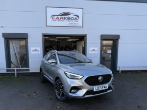 2021 MG MG Zs 1.5 Vti-Tech Exclusive in Silver — image 2