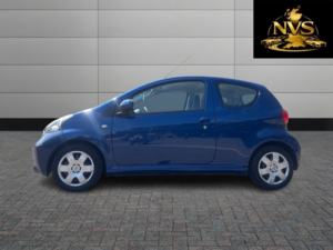 2007 Toyota Aygo 1.0 Vvt-I Blue in Blue — image 4