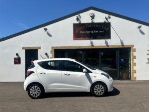 2017 Hyundai I10 1.2 Se Euro 6 5dr in White — image 3