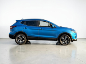 2017 Nissan Qashqai 1.5 Dci N-Connecta SUV 5dr Diesel Manual Euro 6 (s/s) (110 Ps) in Blue — image 2