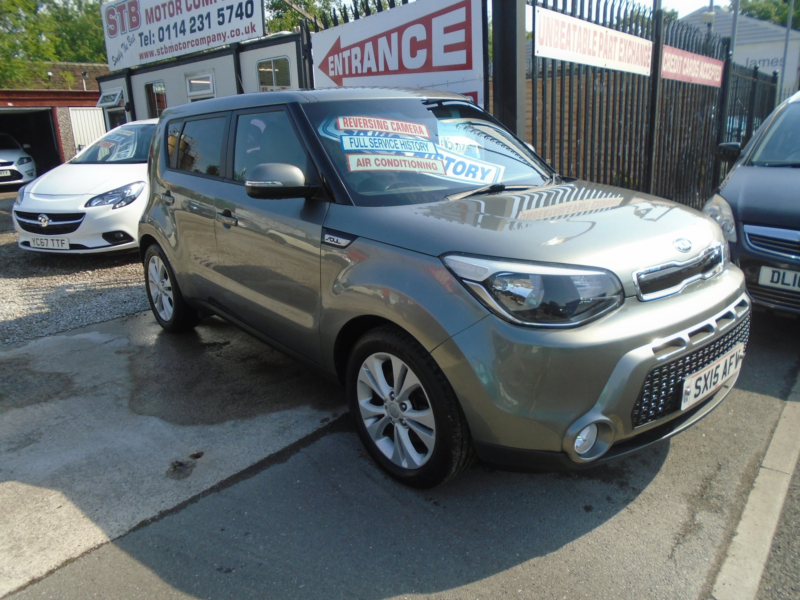 2015 Kia Soul 1.6 Gdi Connect SUV 5dr Petrol Manual Euro 5 (130 Bhp) in Silver — image 1