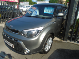 2015 Kia Soul 1.6 Gdi Connect SUV 5dr Petrol Manual Euro 5 (130 Bhp) in Silver — image 3