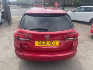 2021 Vauxhall Astra 1.5 Turbo D Se Sports Tourer 5dr Diesel Manual Euro 6 (s/s) (105 Ps) in Red — image 5