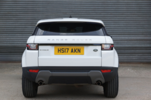 2017 Land Rover Range Rover Evoque 2.0 Td4 Se Tech in White — image 6