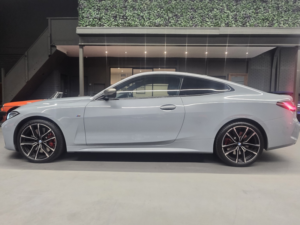 2021 BMW 4 Series 3.0 M440i Xdrive Coupe in Grey — image 6