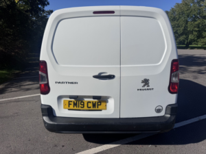 2019 Peugeot Partner 1.6 Bluehdi 1000 Professional in White — image 4