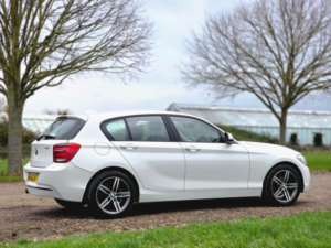 2013 BMW 1 Series 1.6 116i Sport Auto Euro 6 (s/s) 5dr in White — image 4