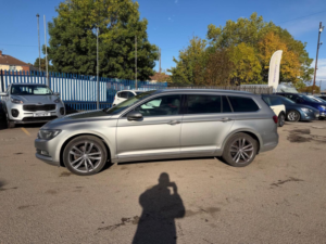 2015 Volkswagen Passat 2.0 Tdi Bluemotion Tech Gt DSG Euro 6 (s/s) 5dr in Silver — image 3