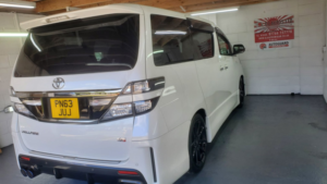 2014 Toyota Vellfire 2.4 Auto Gs Gazoo Racing in White — image 4