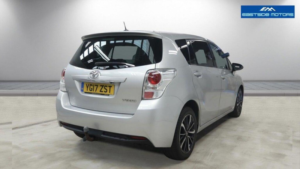2017 Toyota Verso 1.8 V-Matic Design Multidrive S Euro 6 5dr (7 Seat) in Silver — image 5